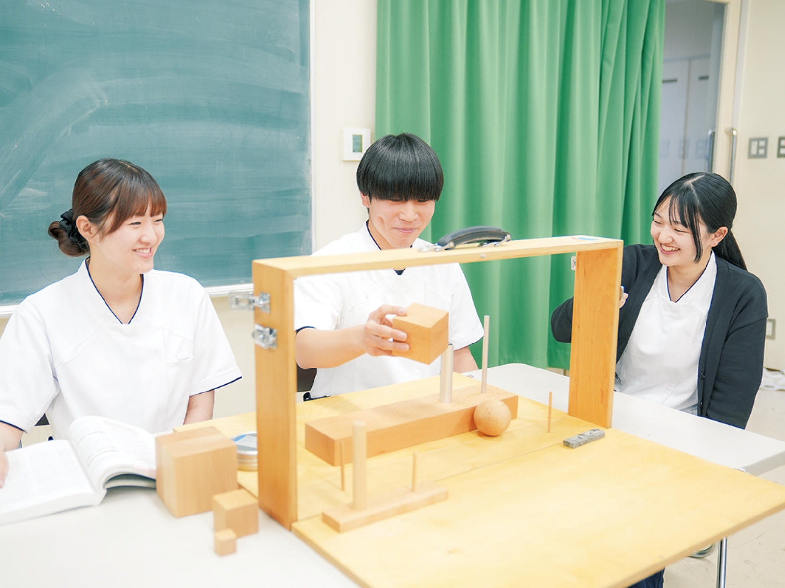 気になることは何でも聞こう
